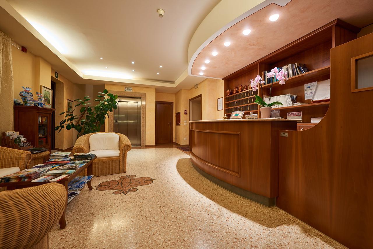 Hotel Belvedere Torri Del Benaco Eksteriør bilde