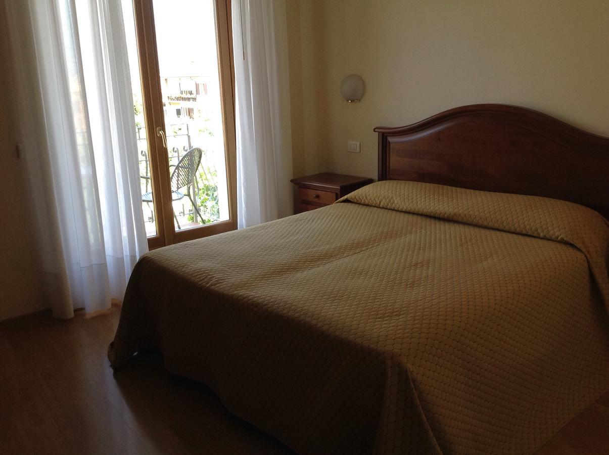 Hotel Belvedere Torri Del Benaco Eksteriør bilde
