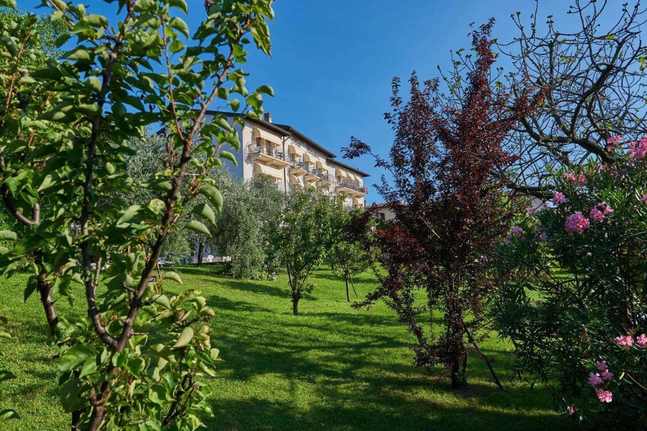 Hotel Belvedere Torri Del Benaco Eksteriør bilde